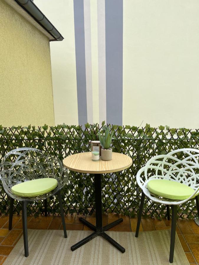 Korbstadt-Villa Rattan-Design Mit Balkon, Garten, Arbeitsplatz, Kueche Lichtenfels  Buitenkant foto